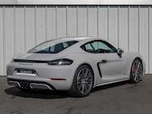 Porsche 718 Cayman GTS - Thumb 6