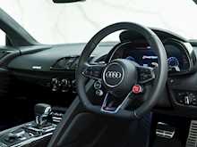 Audi R8 V10 Performance Carbon Black - Thumb 8