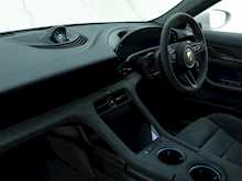 Porsche Taycan GTS Sport Turismo - Thumb 14