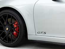 Porsche 911 (991.2) Targa 4 GTS - Thumb 25