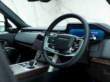 Range Rover D300 SE - Thumb 8