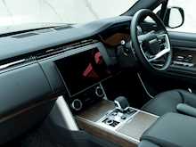 Range Rover D300 SE - Thumb 14