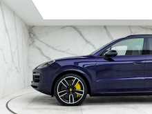 Porsche Cayenne Turbo S E-Hybrid - Thumb 27