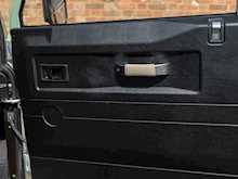 Land Rover Defender 90 Heritage Hard Top - Thumb 16