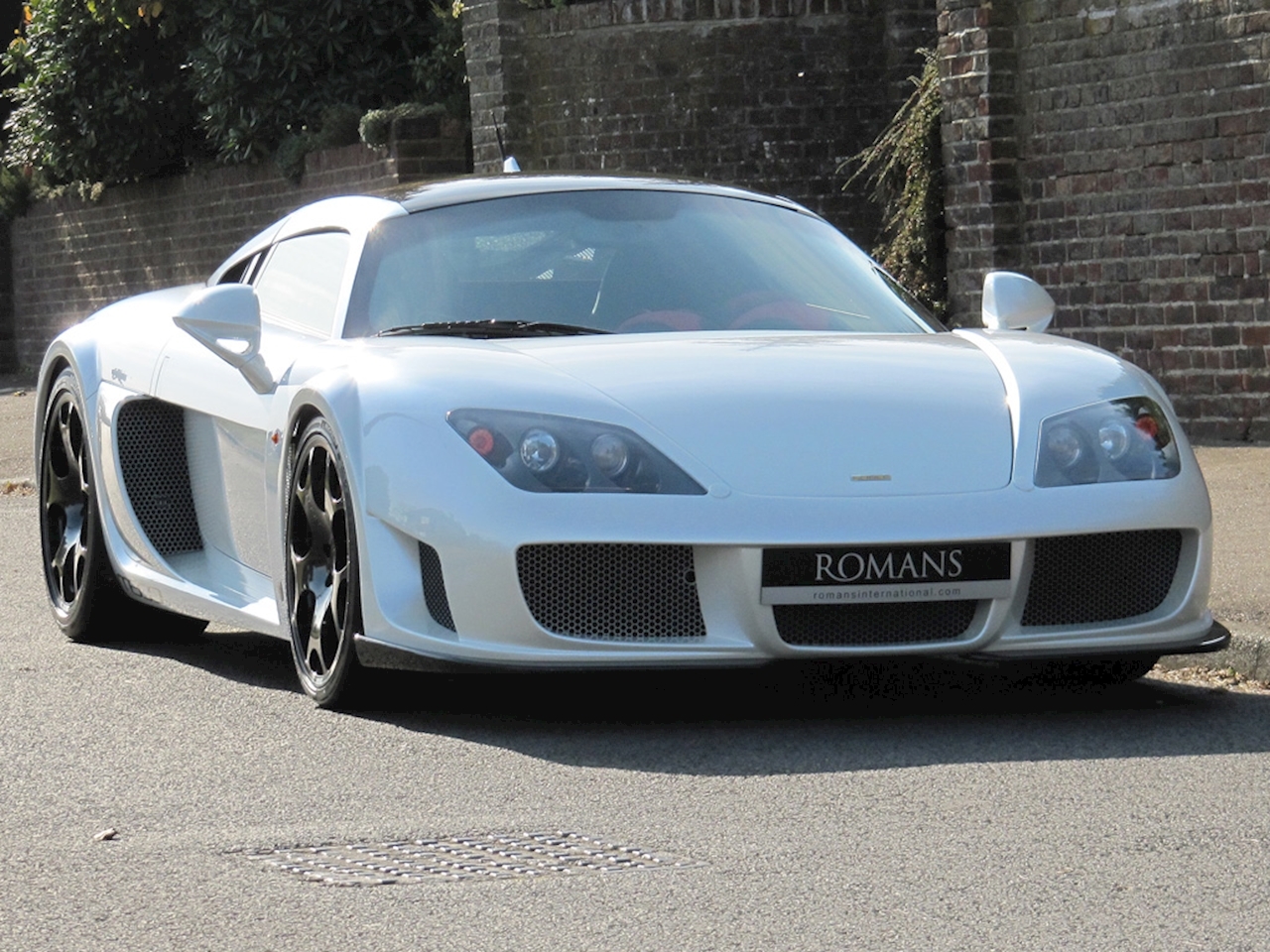 Used Noble M600 Lhd White
