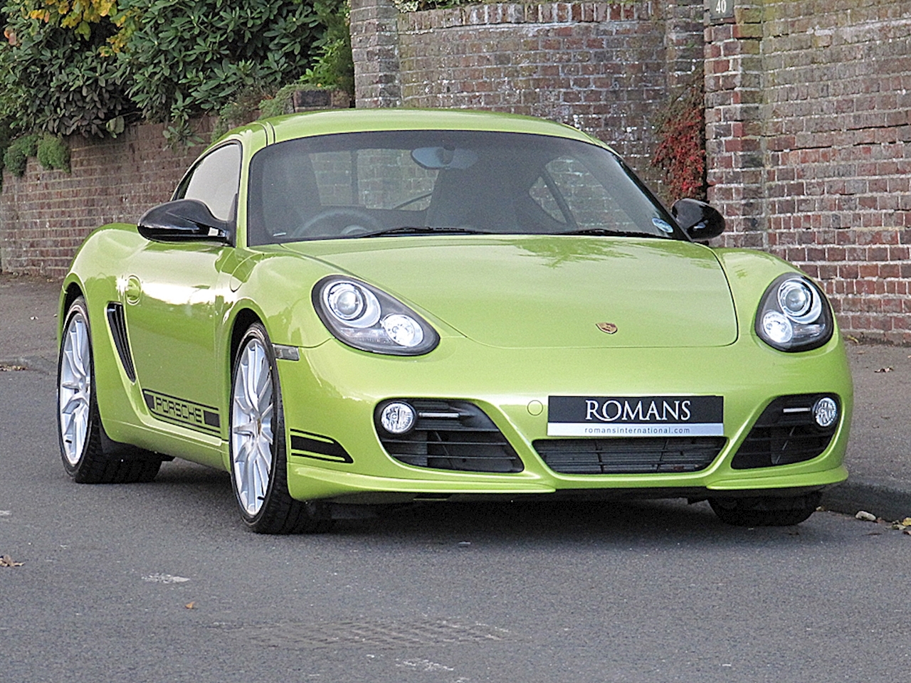 Porsche cayman green