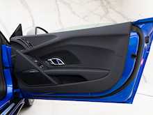 Audi R8 Spyder V10 Performance Quattro - Thumb 17