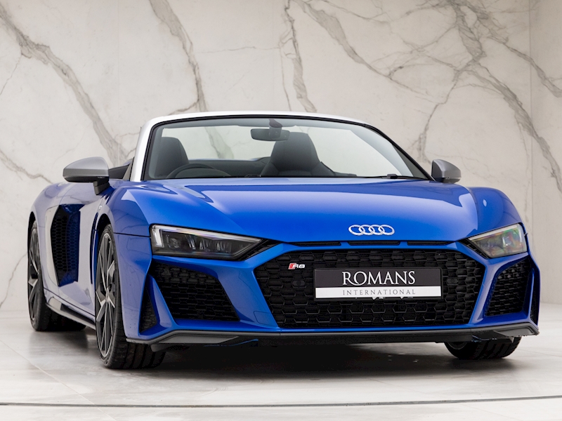 5.2 FSI V10 Performance Spyder 2dr Petrol S Tronic quattro (s/s) (620 ps)
