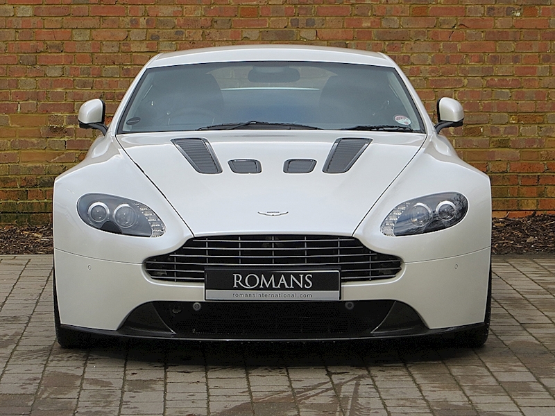 vantage m white