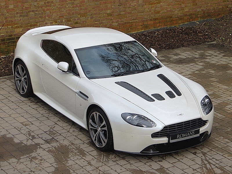 vantage m white