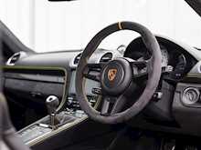 Porsche 718 Cayman GT4 - Thumb 10