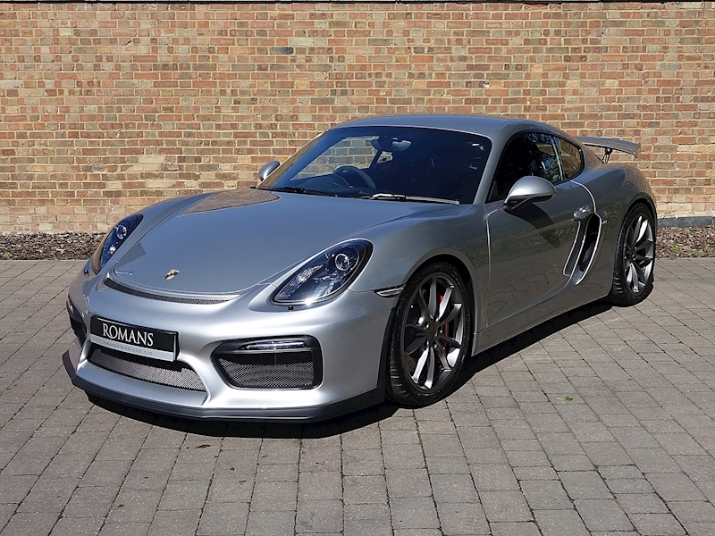 Gt4 pnx b19. 718 Cayman gt4. Porsche Cayman серый. Porsche 718 Cayman Silver Metallic. Порше Кайман gt4.