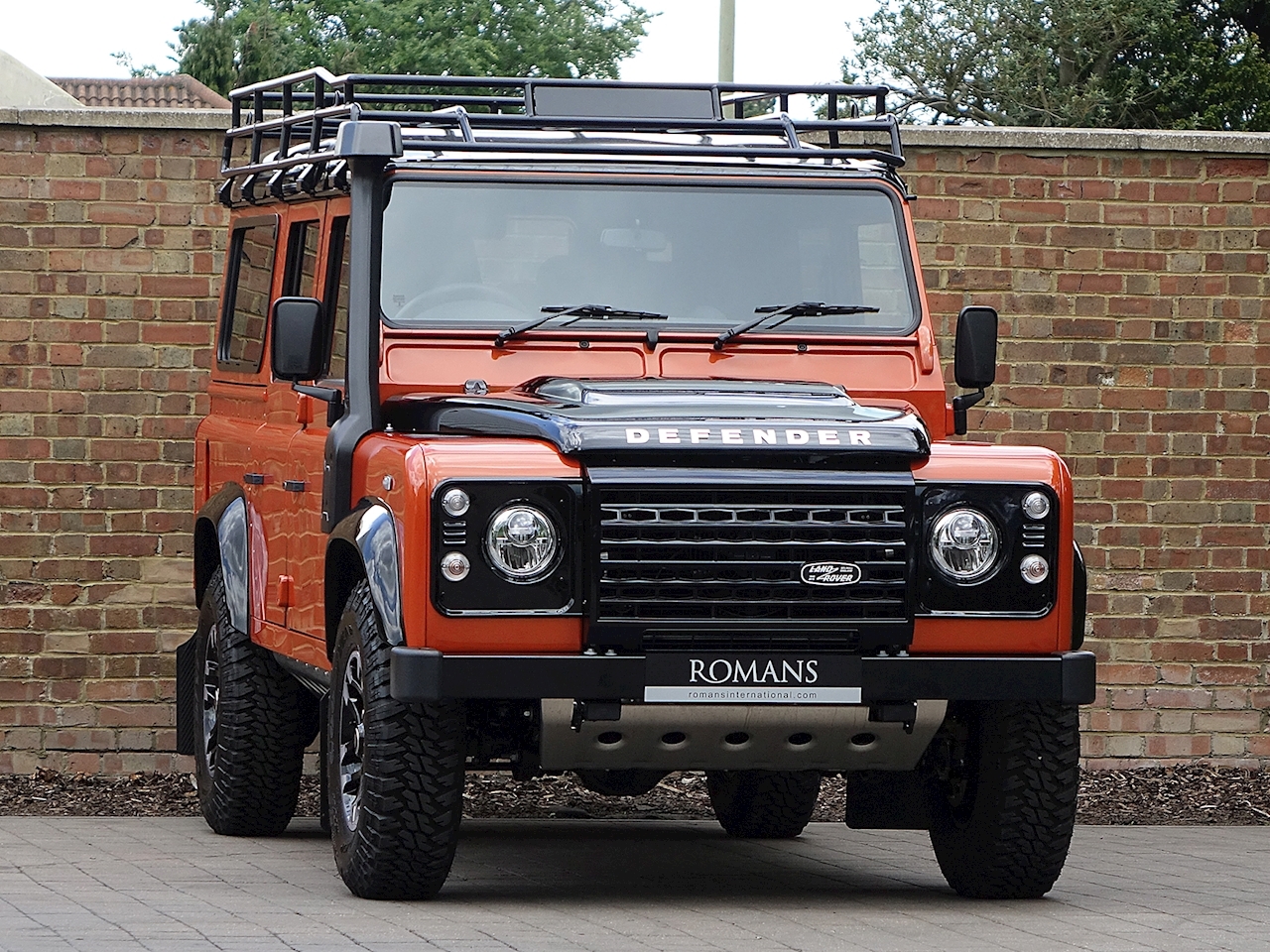 Learn about 147+ images used land rover defender 110