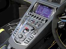 Lamborghini Aventador SV Roadster - Thumb 10
