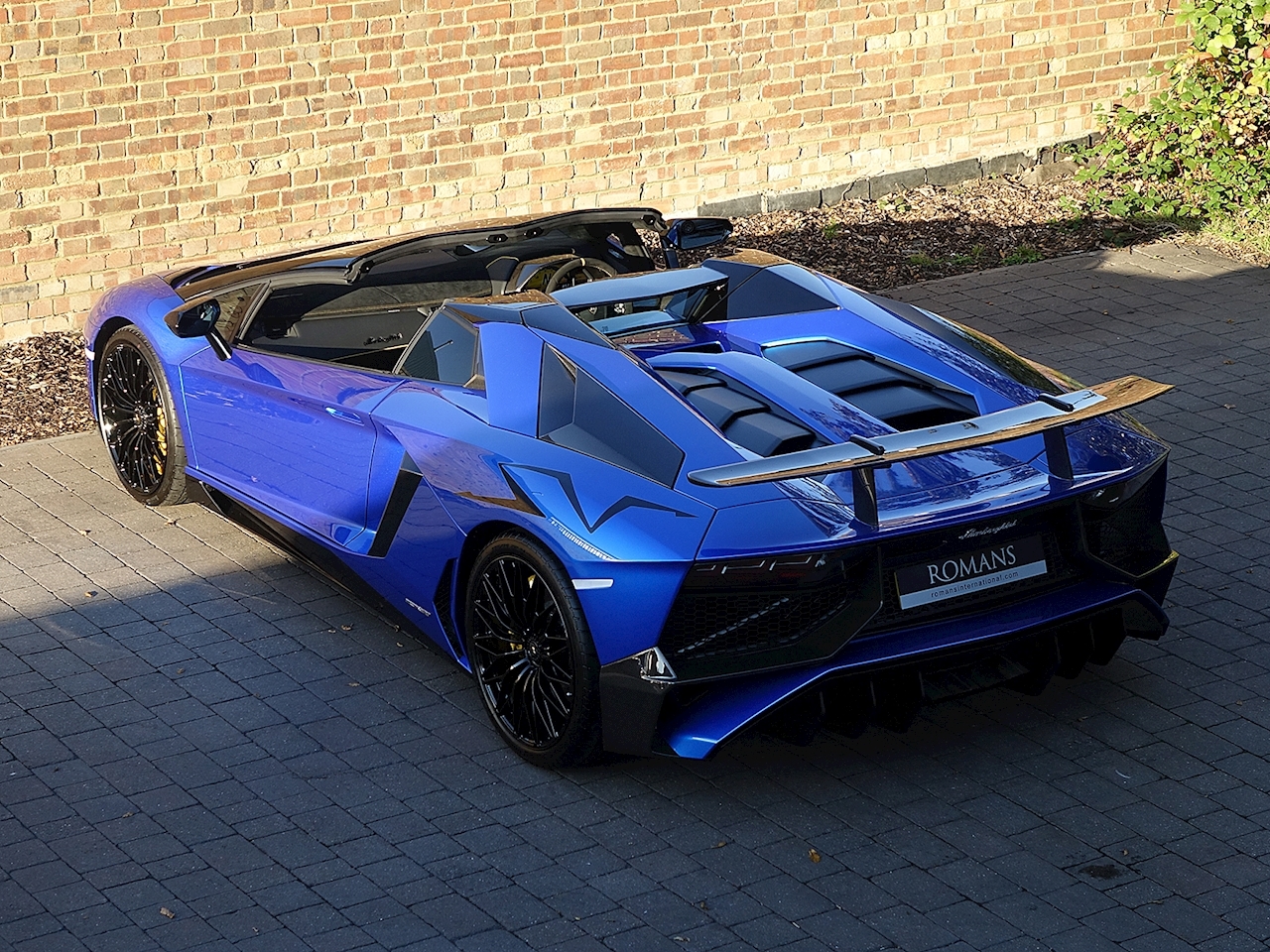 2016 Used Lamborghini Aventador SV Roadster | Blue Nethuns