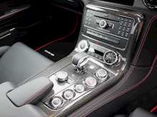 Mercedes-Benz SLS AMG GT - Thumb 21