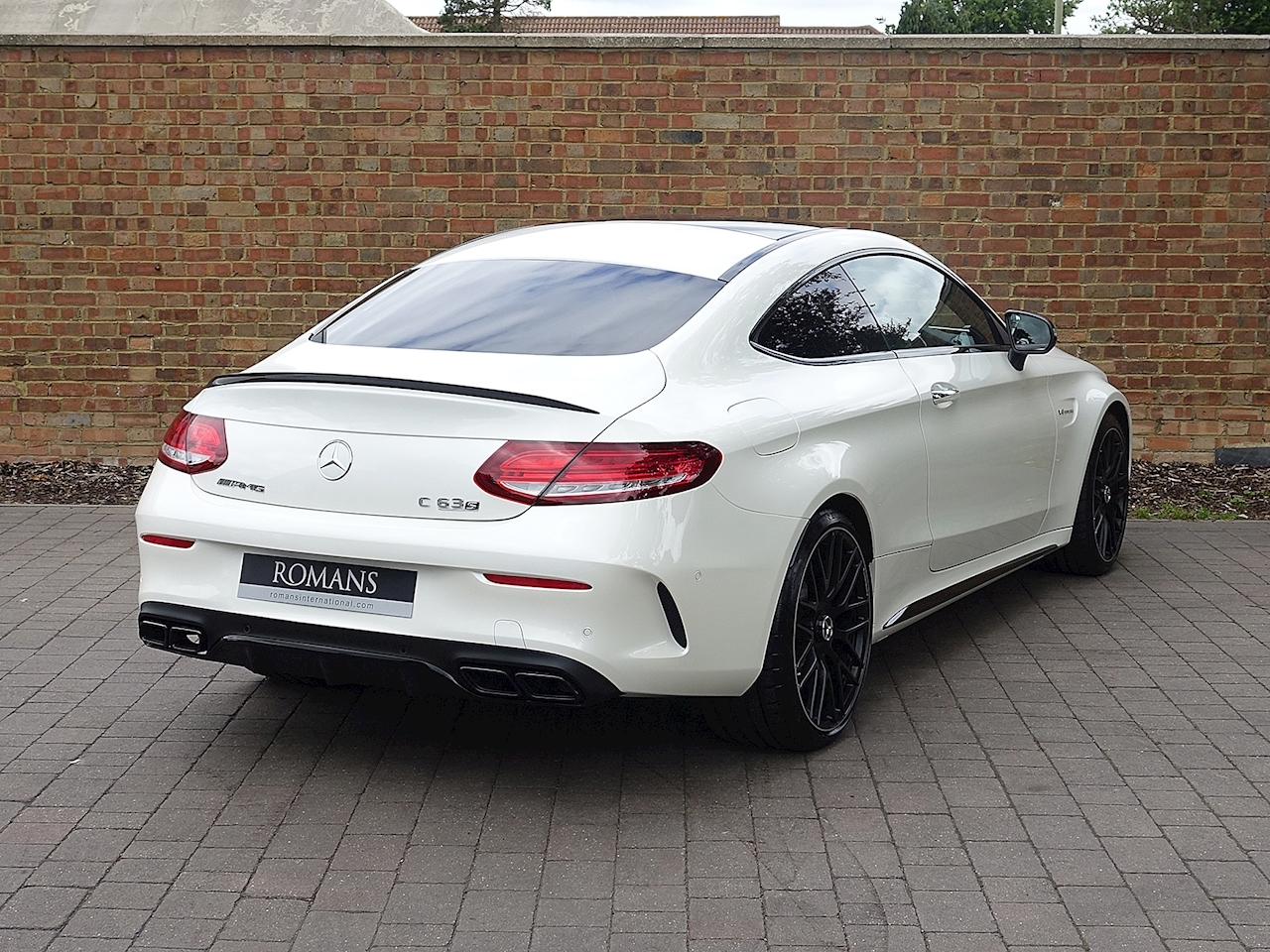 c63 amg white