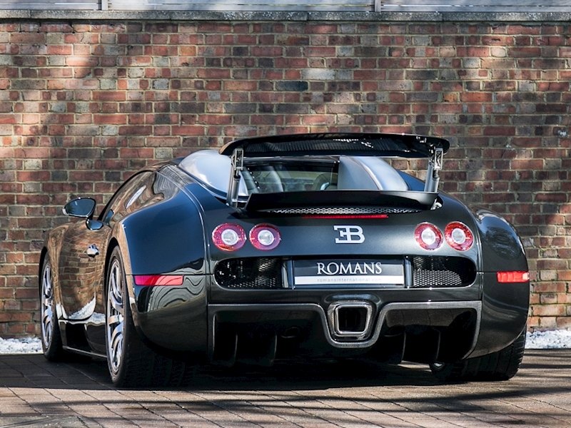 2007 Used Bugatti Veyron | Single Tone Black Metallic