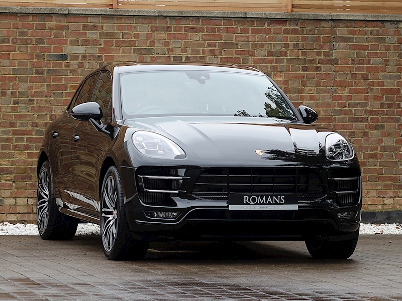 Macan Turbo Performance Package