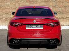 Alfa Romeo Giulia Quadrifoglio - Thumb 10
