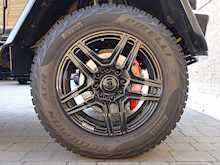 Mercedes-Benz G500 4x4² Brabus - Thumb 9
