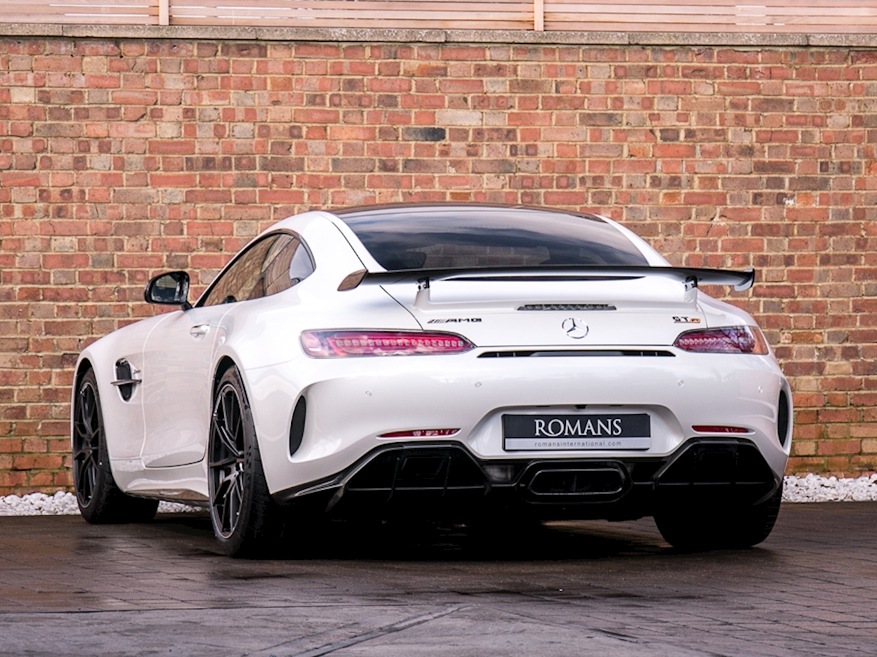 Mercedes AMG gt 63 r