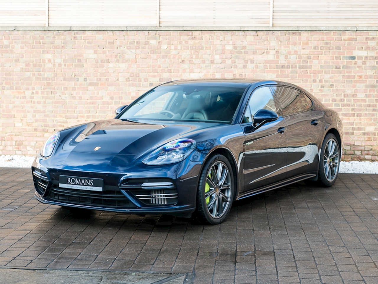 Porsche Panamera Turbo s e Hybrid Executive