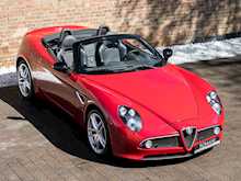 Alfa Romeo 8C Spider - Thumb 3