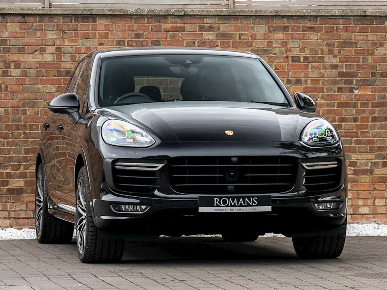 18 Used Porsche Cayenne V8 Turbo Tiptronic S Jet Black