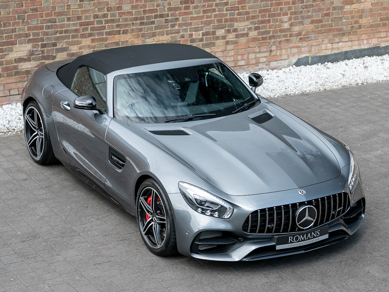 Мерседес AMG gt Roadster 2017