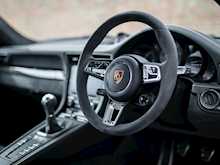 Porsche 911 (991.2) Carrera GTS - Thumb 10