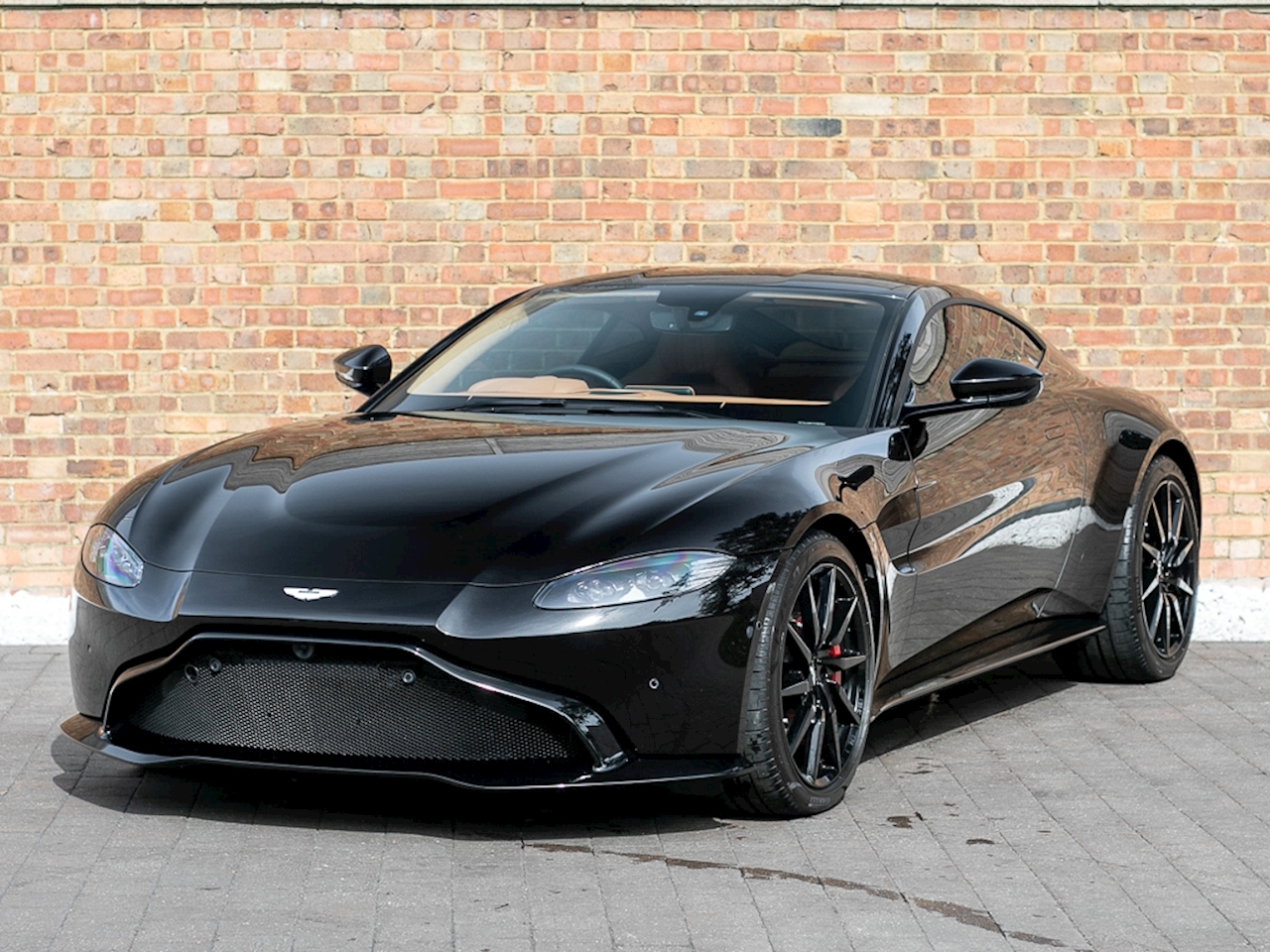 Aston Martin v8 Vantage 2019