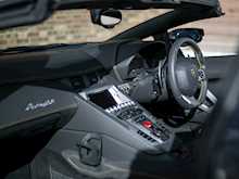 Lamborghini Aventador S LP740-4 Roadster - Thumb 15