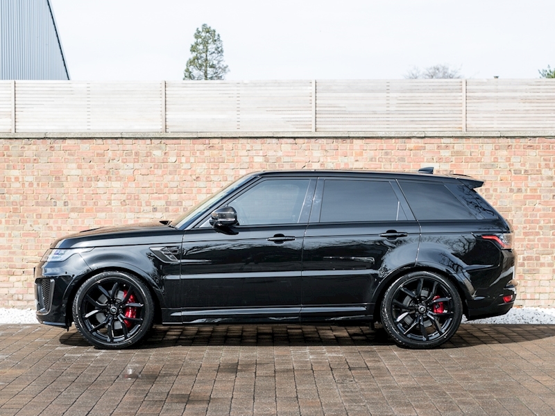 Range rover sport black