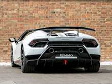 Lamborghini Huracan LP640-4 Performante Spyder - Thumb 2