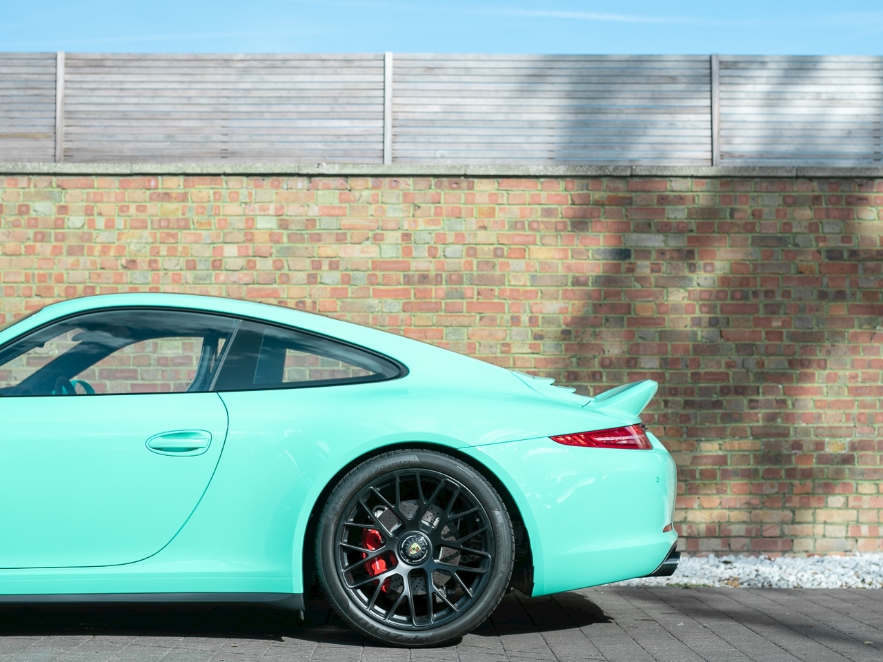 Porsche mint green