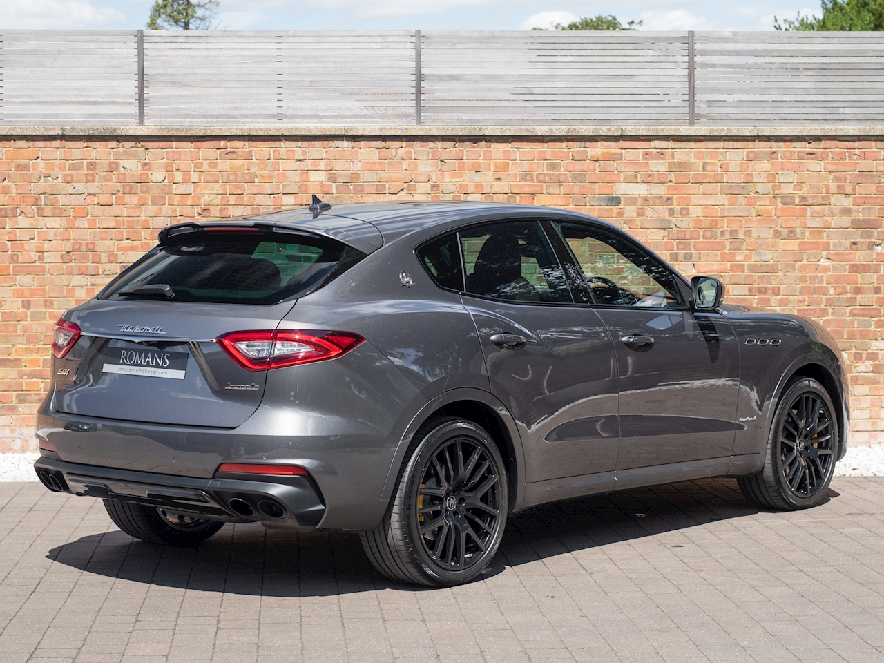 Maserati levante s