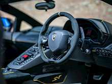 Lamborghini Aventador LP750-4 SV Roadster - Thumb 12