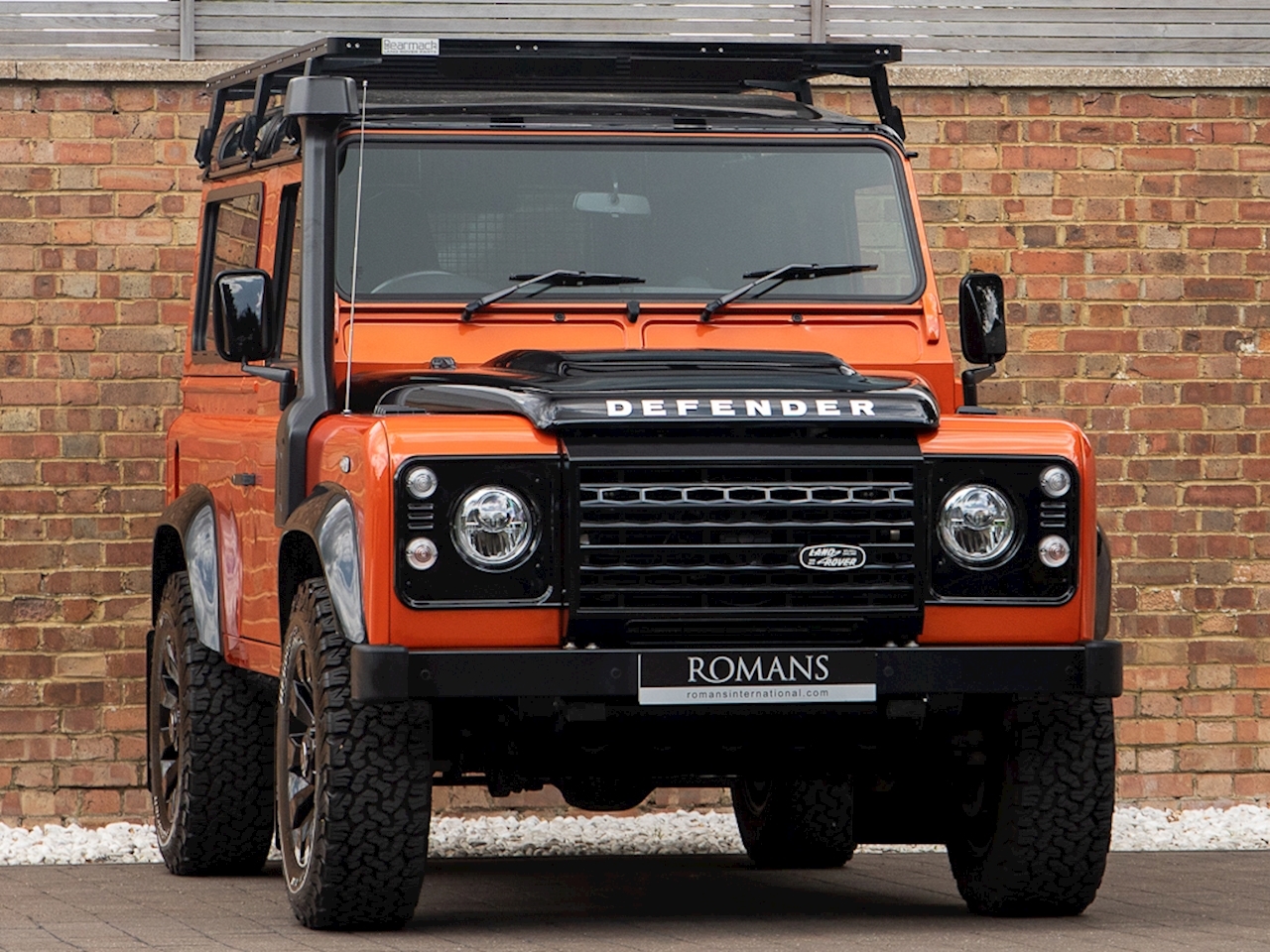 Laag Maar in de rij gaan staan 2016 Used Land Rover Defender 90 Td Adventure Station Wagon | Phoenix Orange