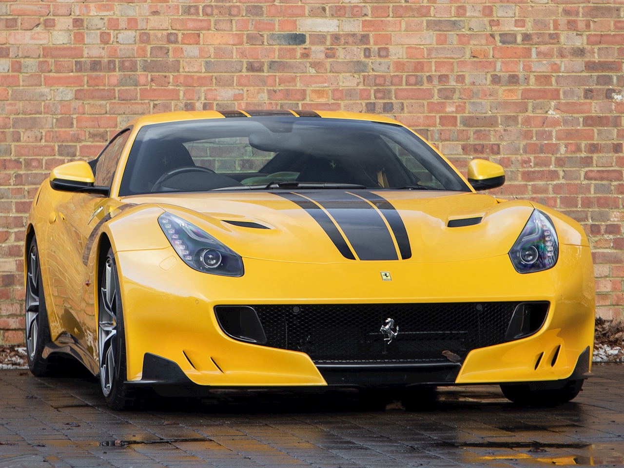 ferrari f12 tdf 2017