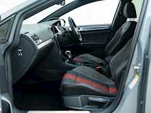 Volkswagen Golf GTI TCR - Thumb 14
