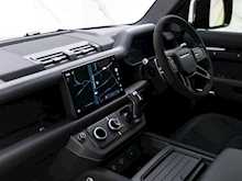 Land Rover Defender 110 V8 Bond Edition - Thumb 14