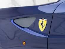 Ferrari FF - Thumb 19