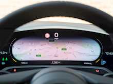 Porsche Taycan Turbo - Thumb 18