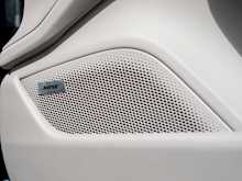 Porsche Taycan Turbo - Thumb 23