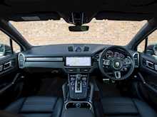 Porsche Cayenne Turbo S E-Hybrid - Thumb 17