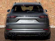 Porsche Cayenne Turbo S E-Hybrid - Thumb 4