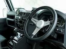 Land Rover Defender 90 Works V8 70th Edition Twisted - Thumb 8