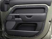 Land Rover Defender 110 X P400 - Thumb 23