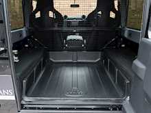 Land Rover Defender 90 Urban Truck - Thumb 30
